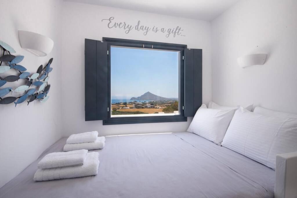 Sunny Studio W.Breathtaking Naxos Views In Isterni Apartamento Isterni  Exterior foto