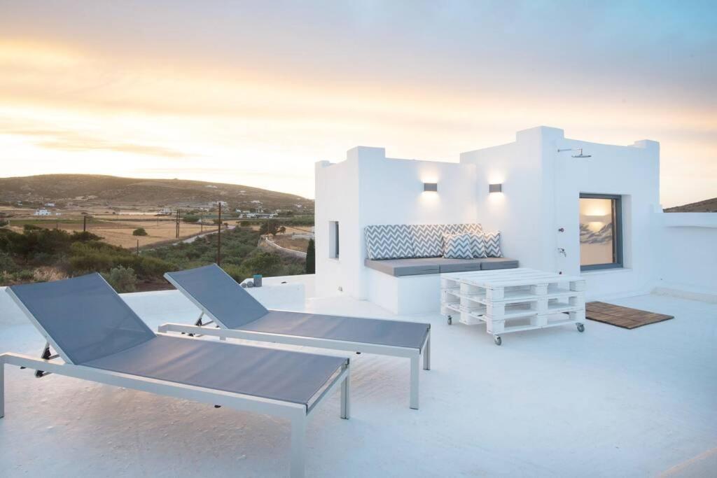 Sunny Studio W.Breathtaking Naxos Views In Isterni Apartamento Isterni  Exterior foto