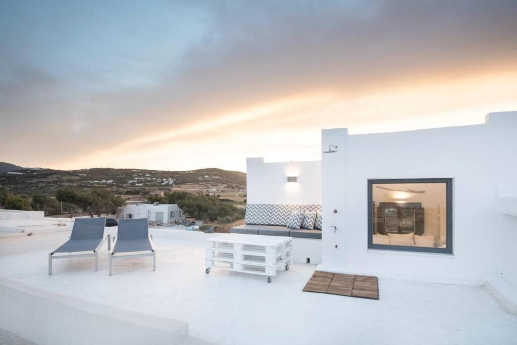 Sunny Studio W.Breathtaking Naxos Views In Isterni Apartamento Isterni  Exterior foto